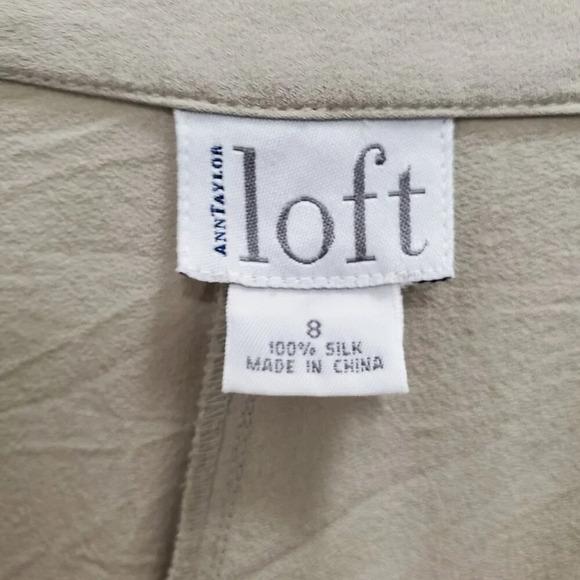 Ann Taylor LOFT Women's Vintage Tan 100%‎ Silk Flat Front Lagenlook Pants Size 8 - Picture 3 of 4